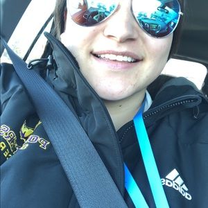 Meet your Posher, Danielle